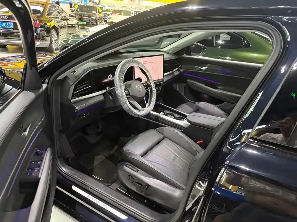 Volkswagen Passat — фото 5