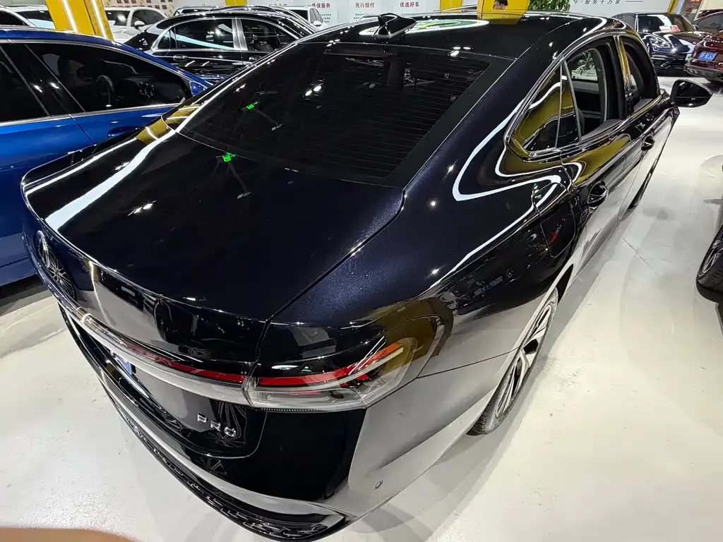 Volkswagen Passat — фото 2
