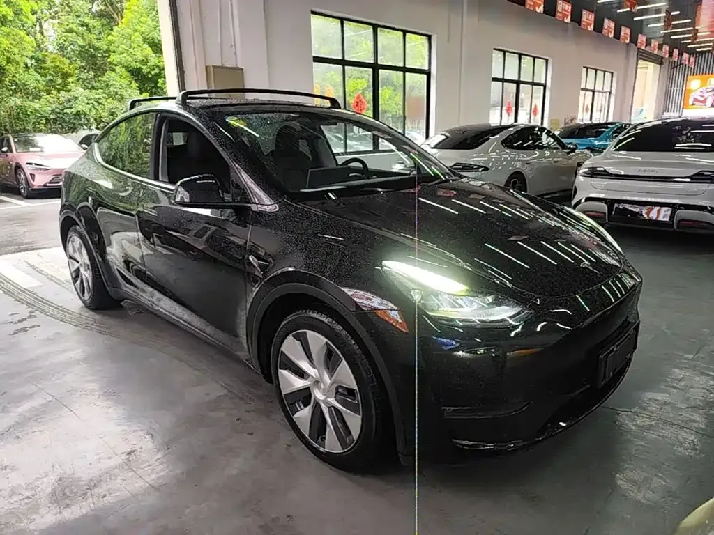 Tesla Model Y — фото 4