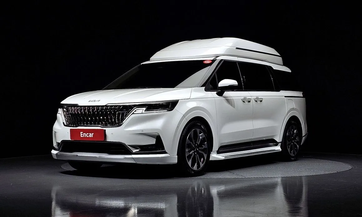 Kia Carnival — фото 1