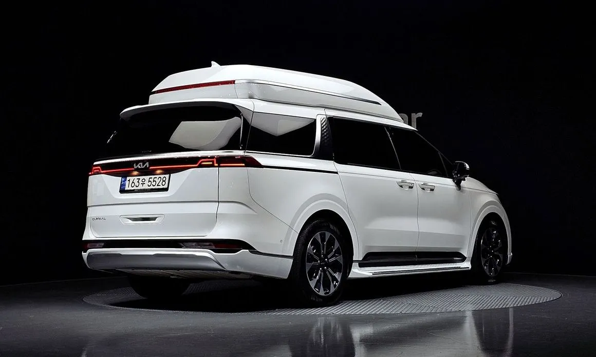 Kia Carnival — фото 3