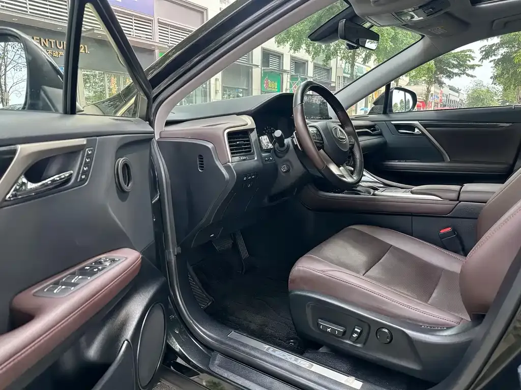 Lexus RX — фото 4