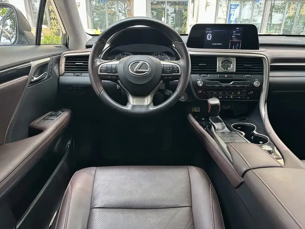 Lexus RX — фото 10