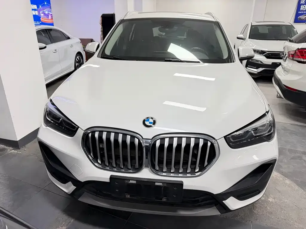 BMW X1 — фото 2
