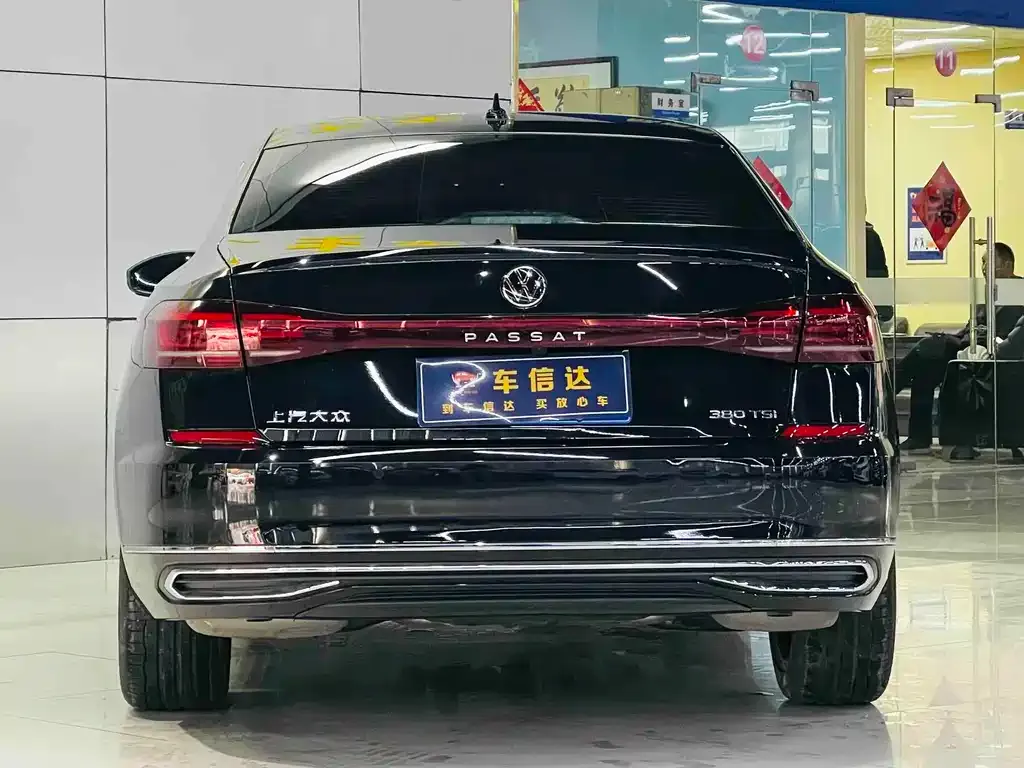 Volkswagen Passat — фото 2