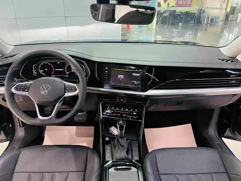 Volkswagen Passat — фото 6