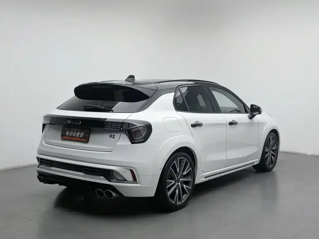 Lynk & Co 02 Hatchback — фото 6