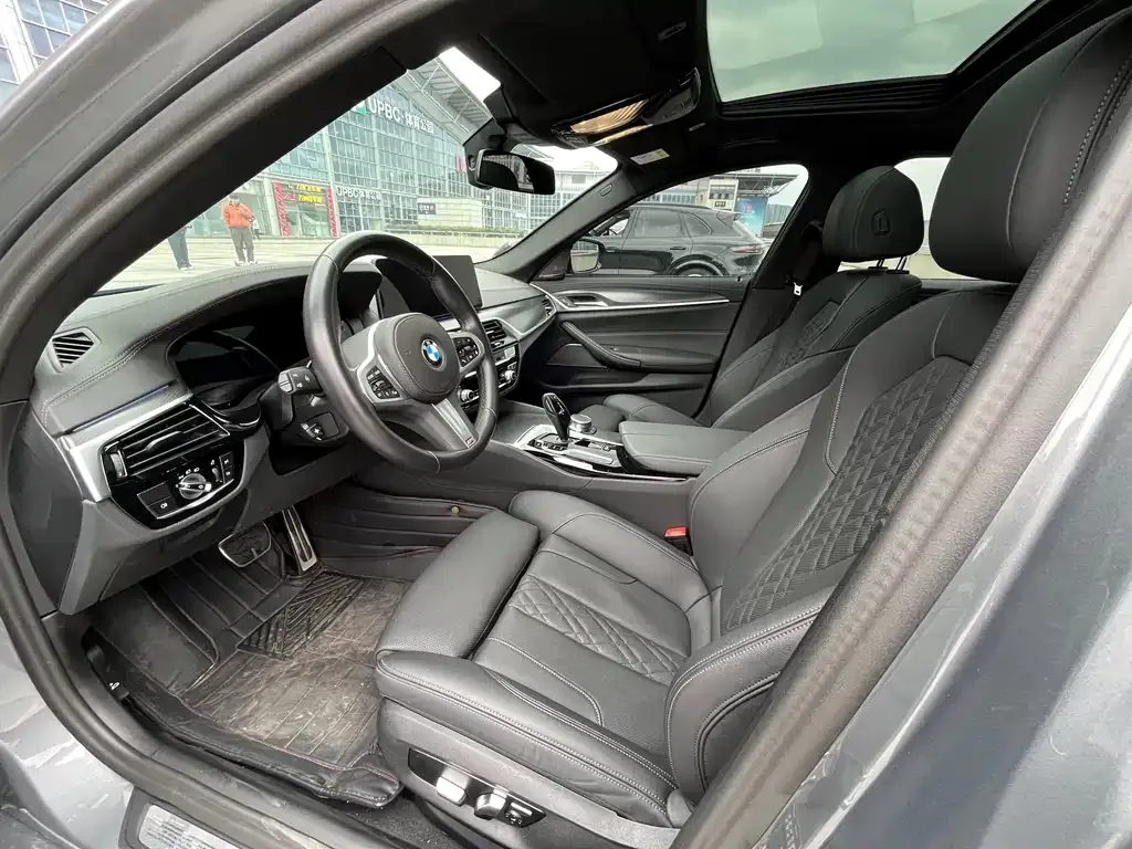 BMW 5 Series (Import) — фото 3