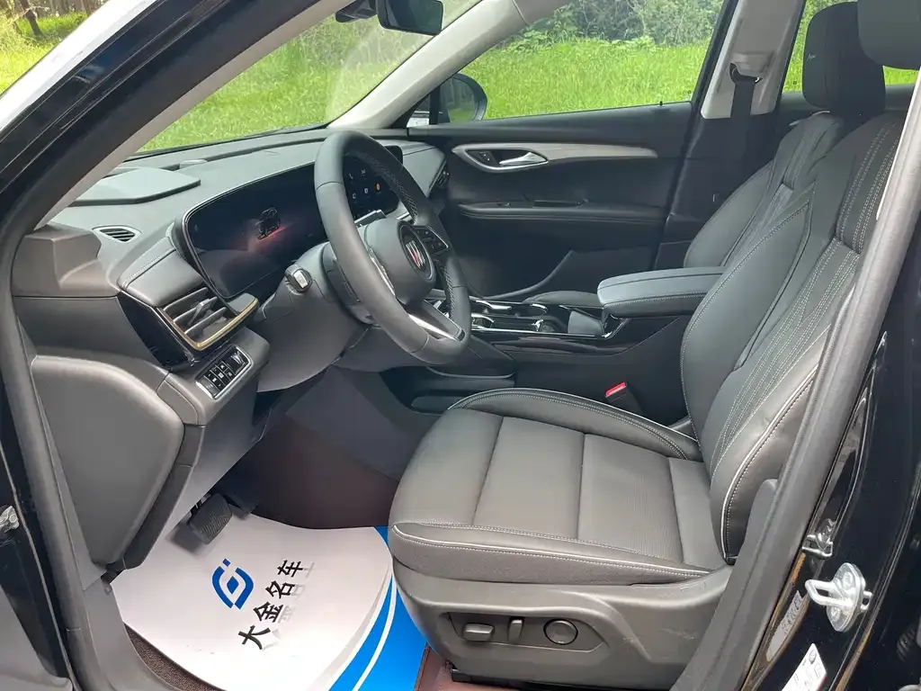 Buick Envision Plus — фото 4