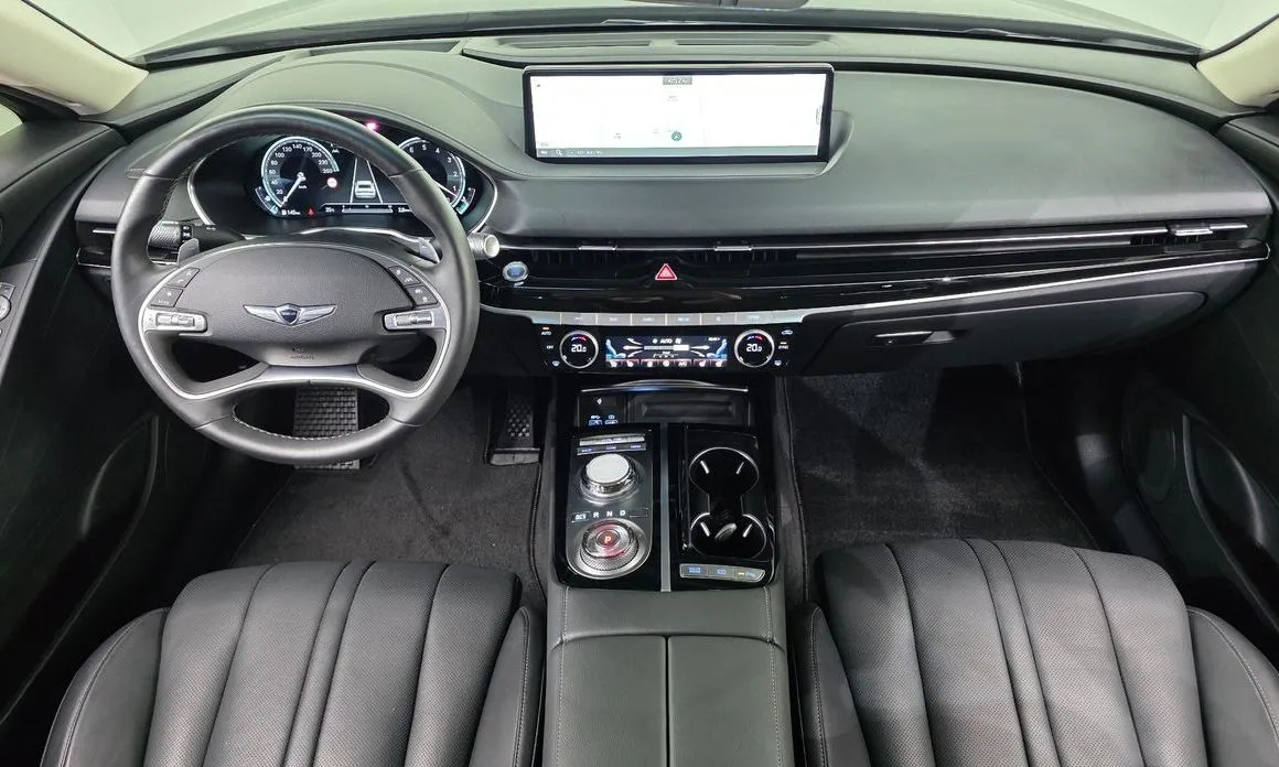 Genesis G80 — фото 10