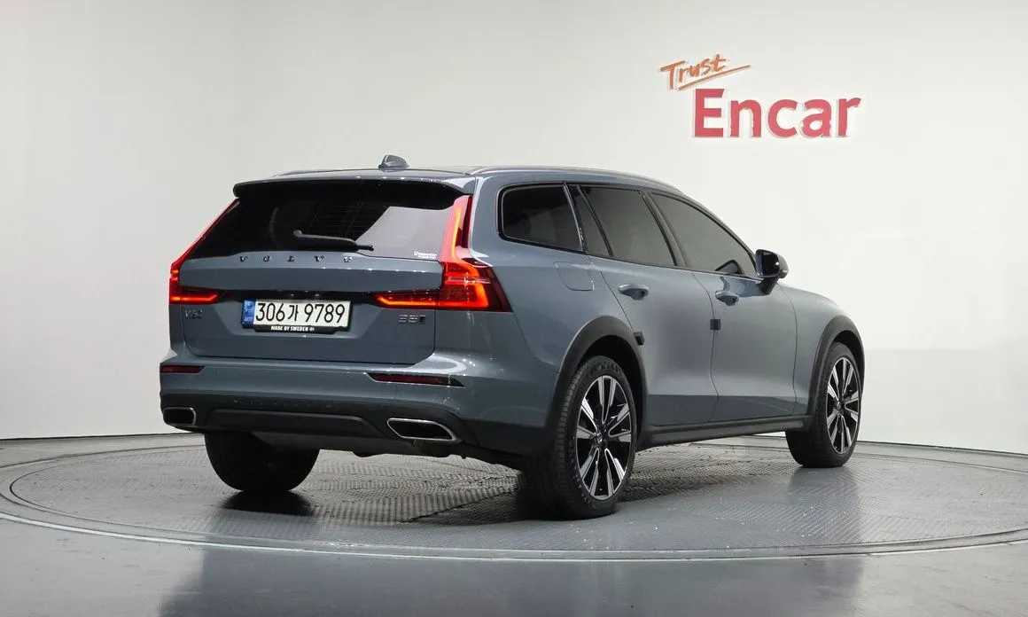 Volvo V60 — фото 2