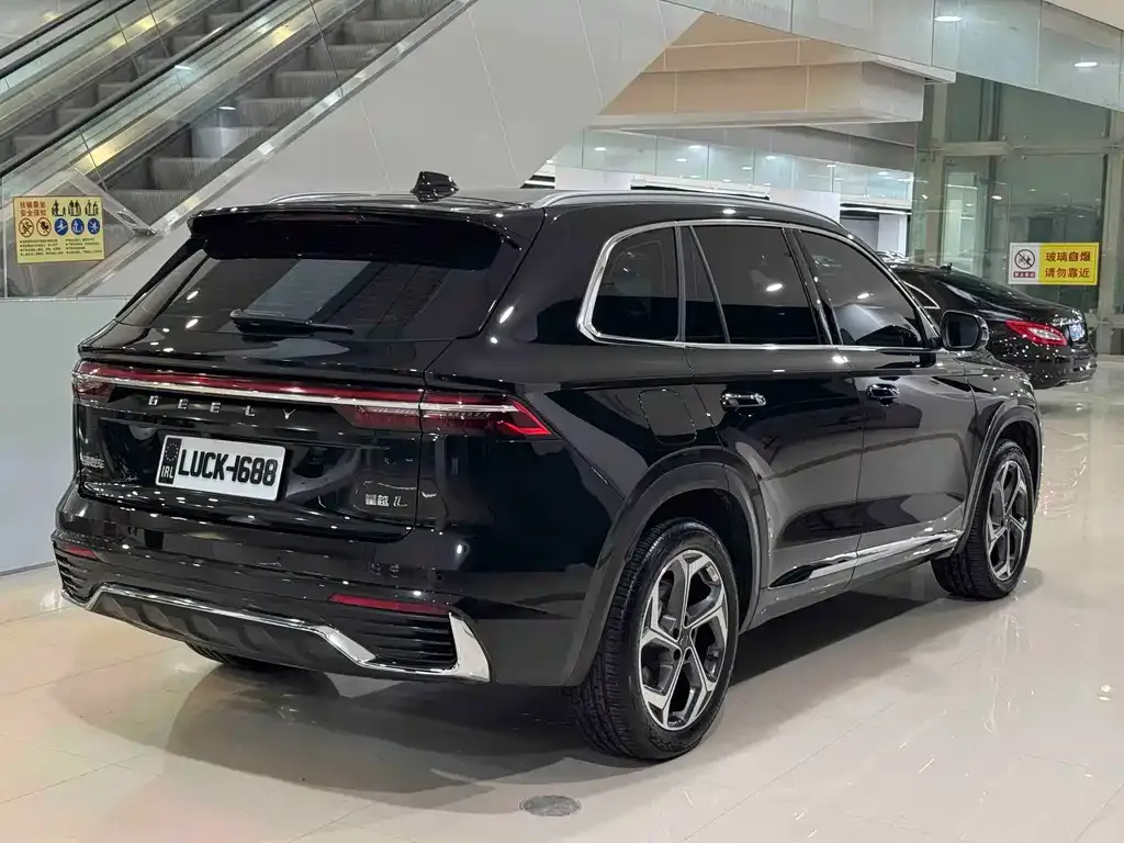Geely Xingyue L — фото 9