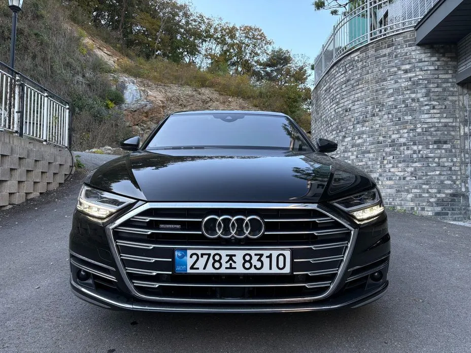 Audi A8 — фото 10