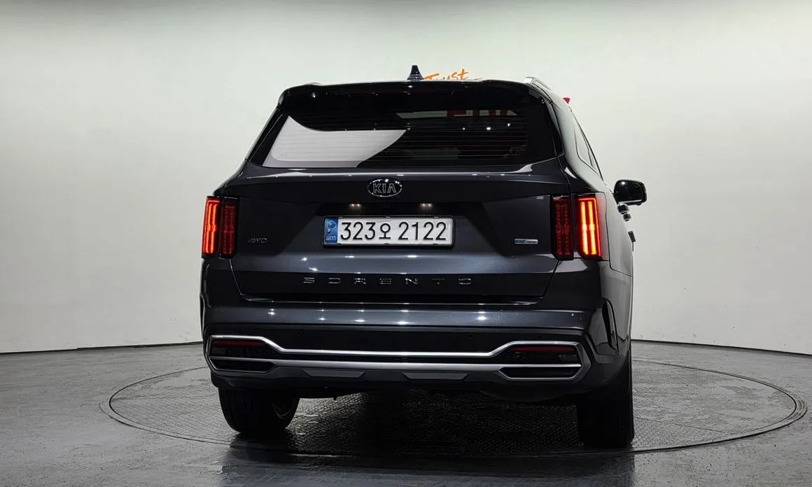 Kia Sorento — фото 4