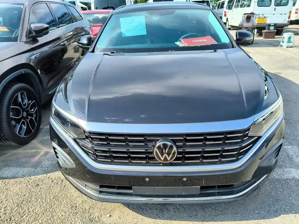 Volkswagen Passat — фото 7