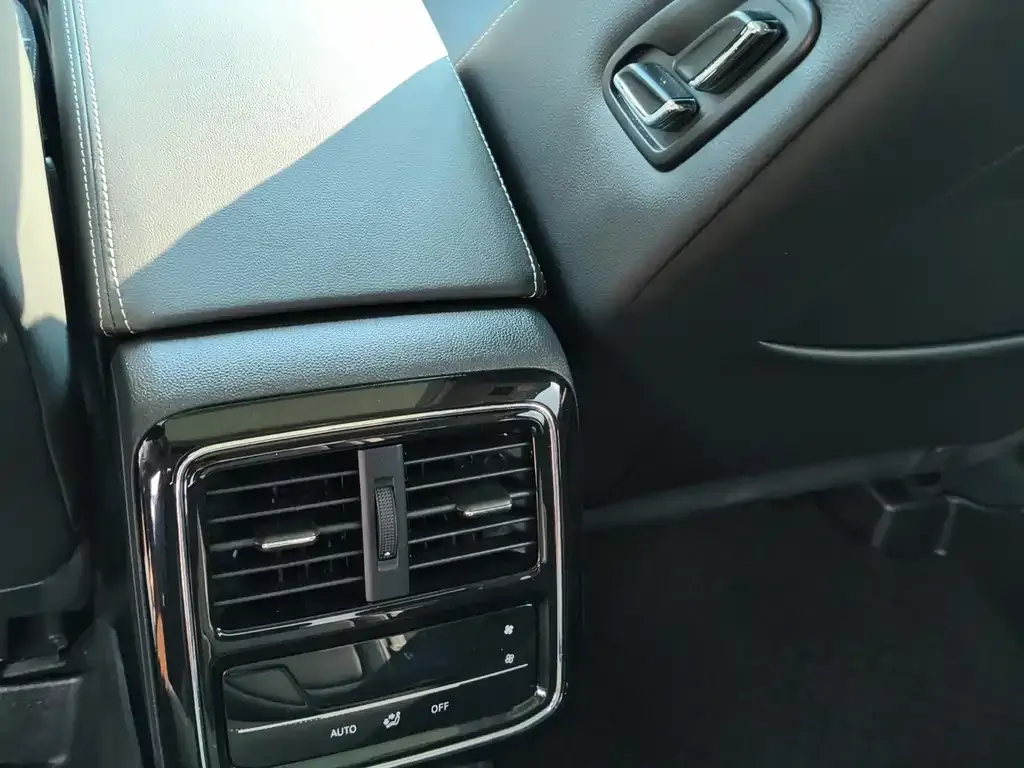 Volkswagen Passat — фото 5
