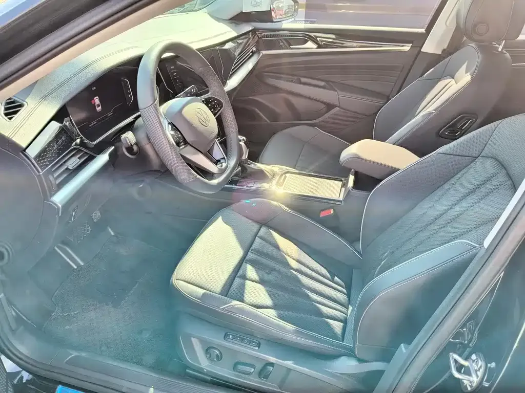 Volkswagen Passat — фото 2
