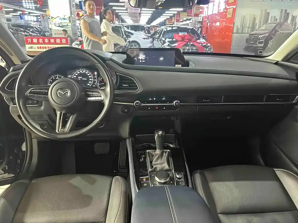 Mazda CX-30 — фото 9