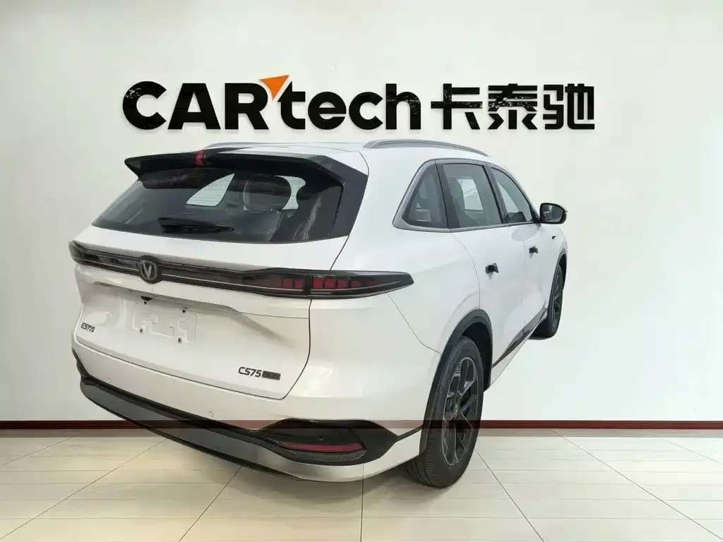 Changan CS75PLUS — фото 4