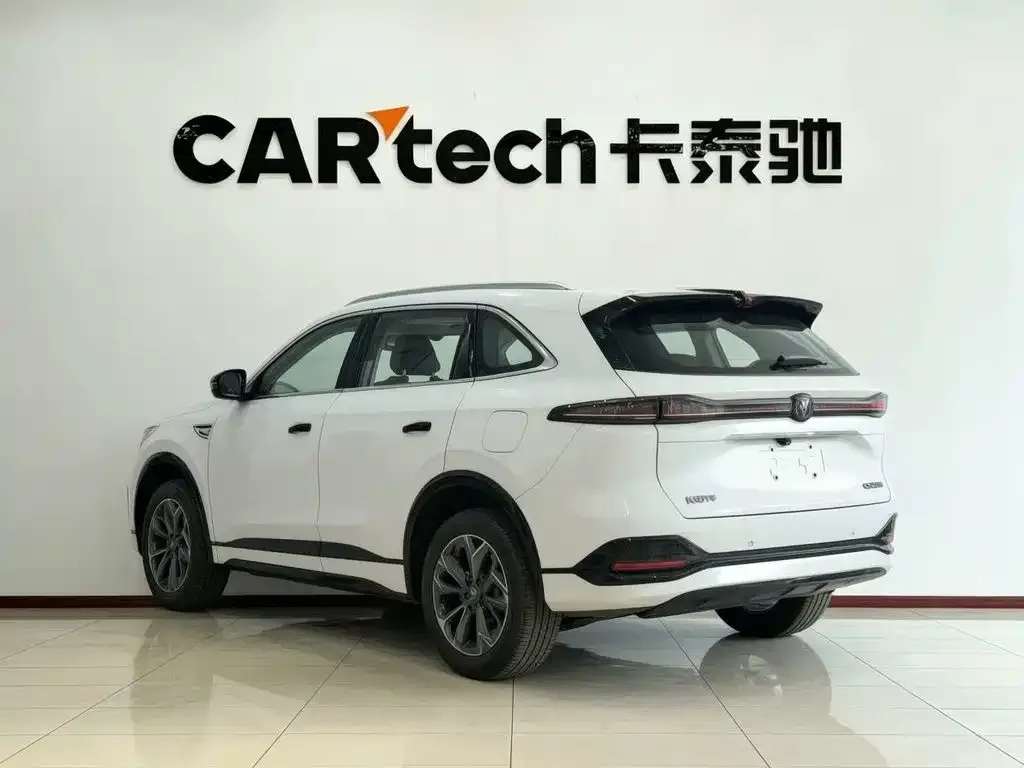 Changan CS75PLUS — фото 6