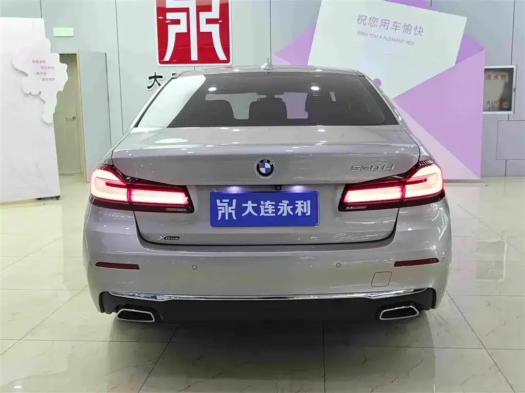 BMW 5 Series — фото 10