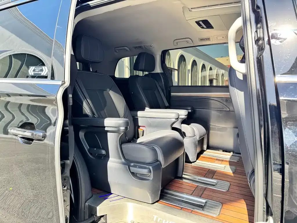 GAC Motor Trumpchi M8 — фото 10