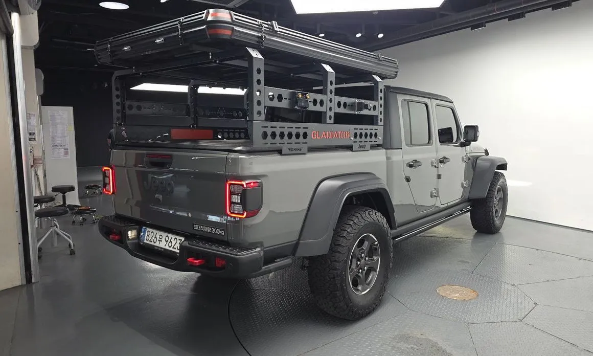 Jeep Gladiator — фото 10