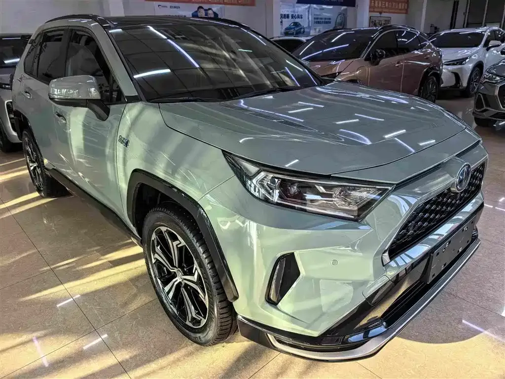 Toyota RAV4 Prime — фото 6