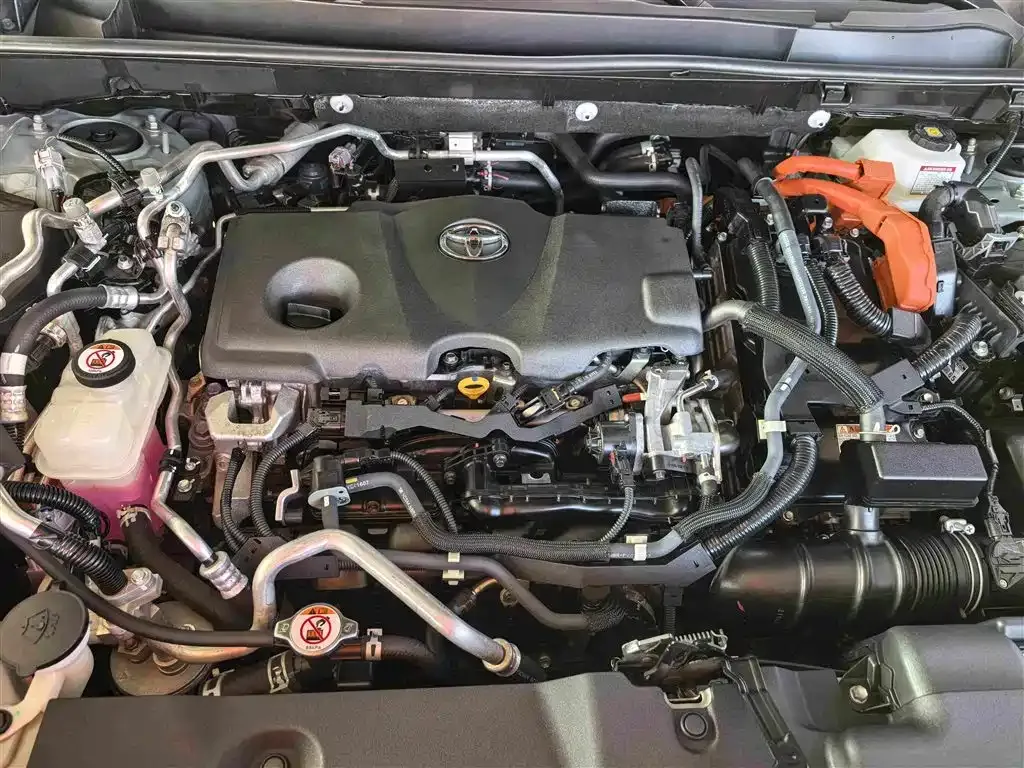 Toyota RAV4 Prime — фото 9