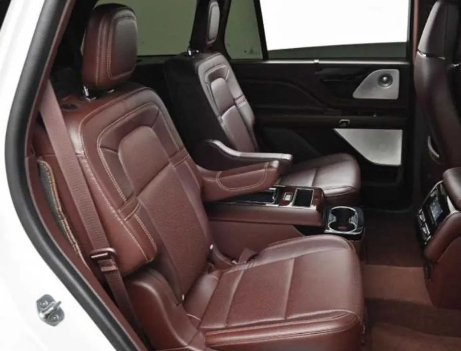Lincoln Aviator — фото 10
