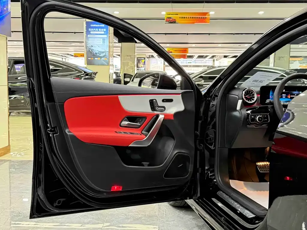 Mercedes-Benz A-Class AMG (Import) — фото 10