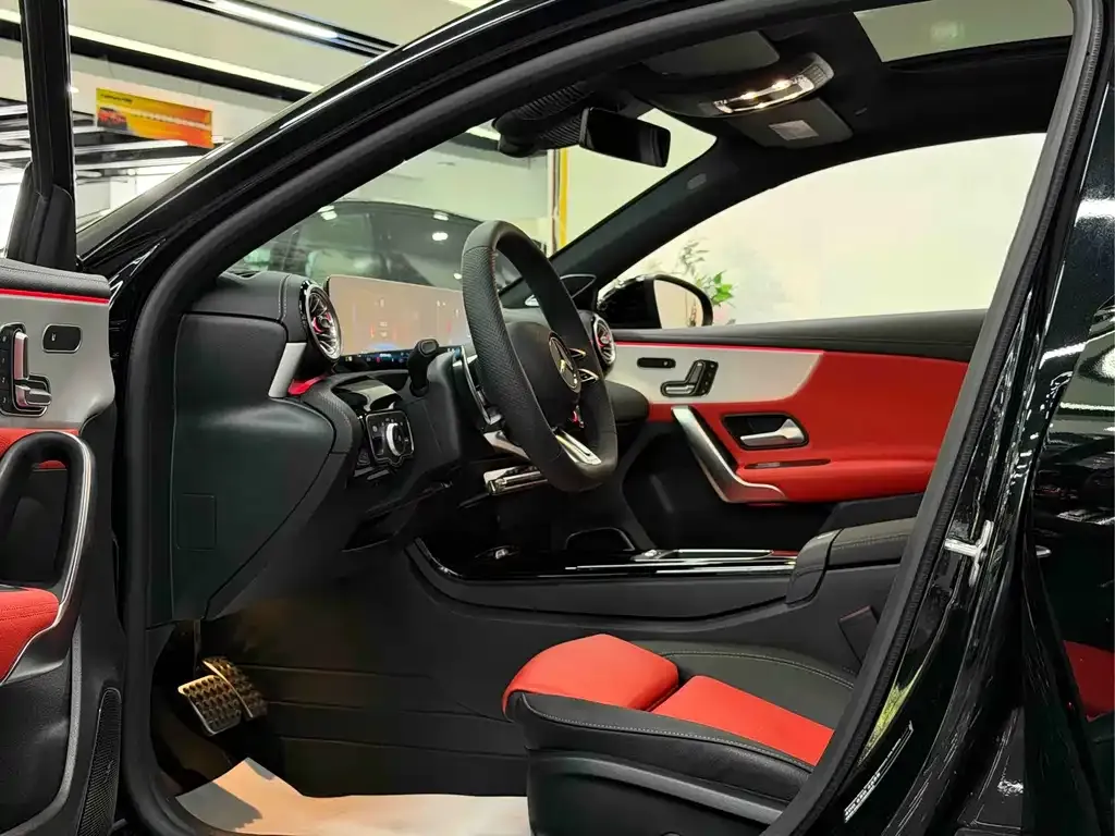 Mercedes-Benz A-Class AMG (Import) — фото 5