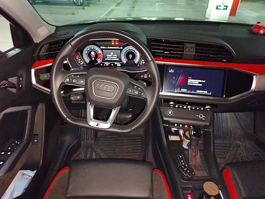 Audi Q3 Sportback — фото 4