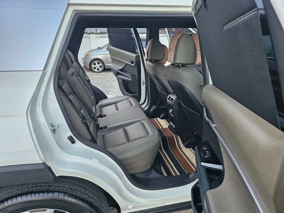 KG Mobility (Ssangyong) Torres — фото 3