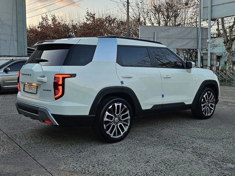 KG Mobility (Ssangyong) Torres — фото 9