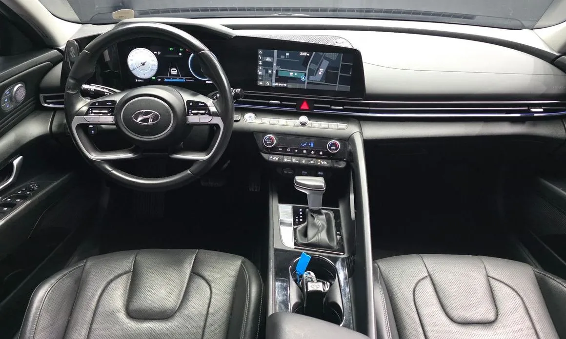 Hyundai AVANTE — фото 9