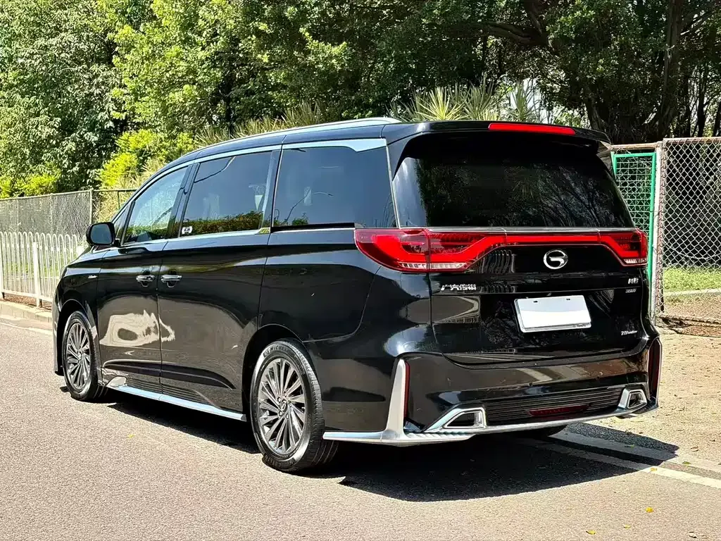 GAC Motor Trumpchi M8 — фото 7