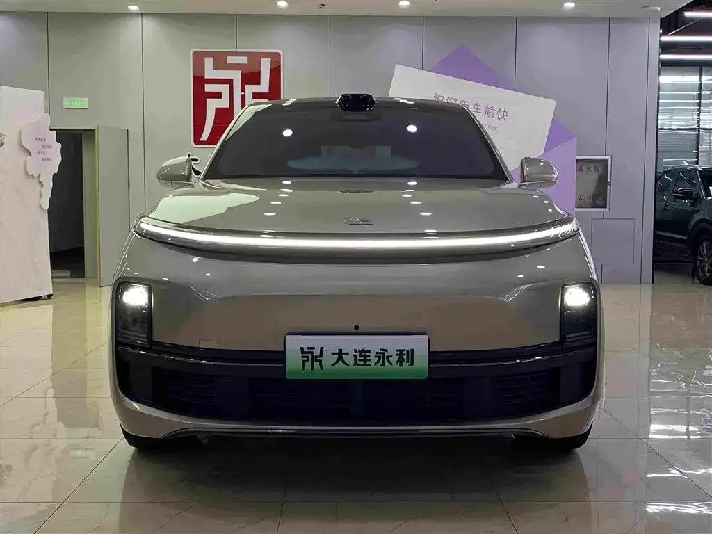 Li Auto L9 — фото 3