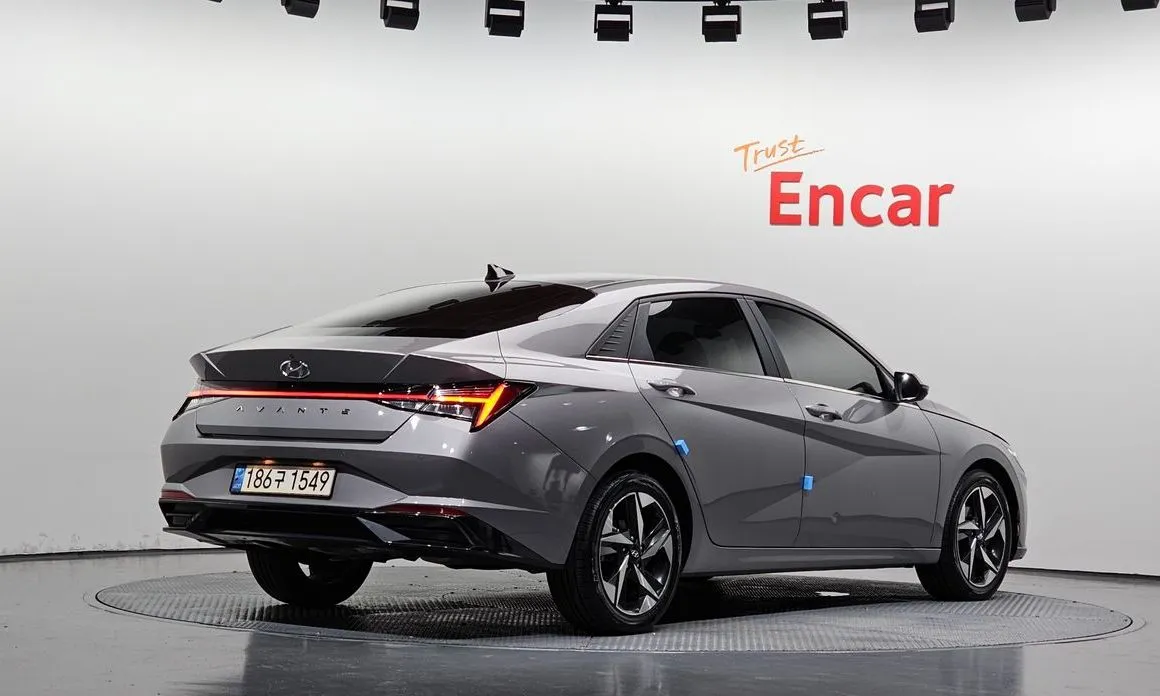 Hyundai AVANTE — фото 3