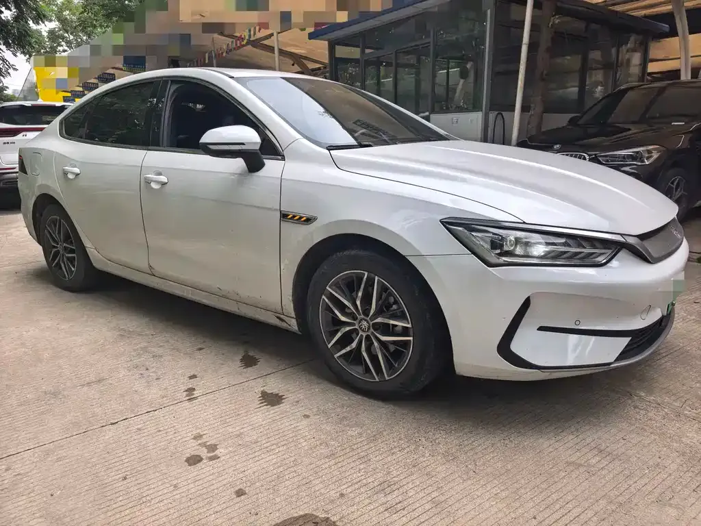 BYD Qin PLUS — фото 9