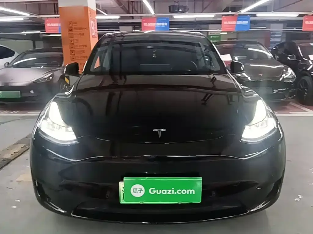 Tesla Model Y — фото 4