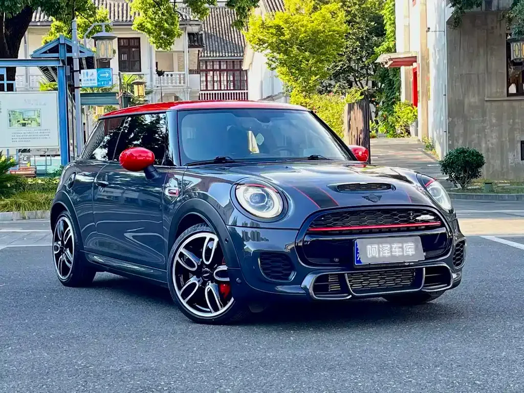 MINI JCW (John Cooper Works) — фото 5