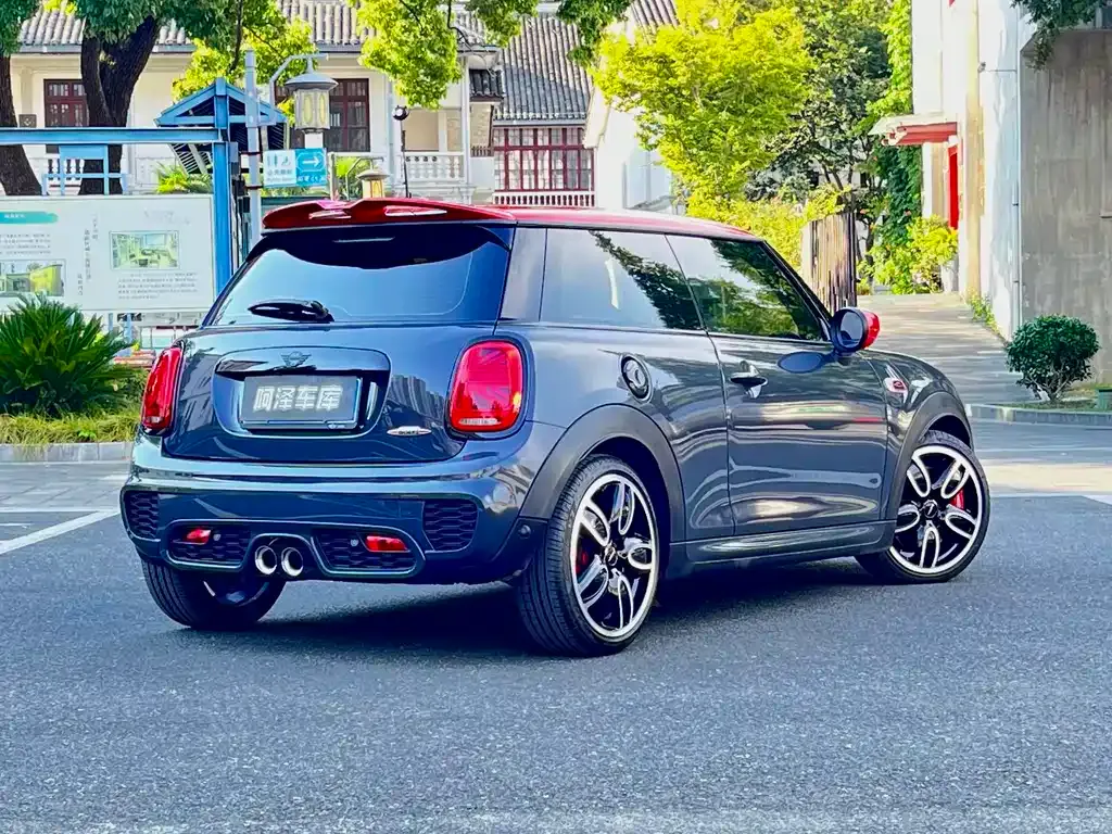 MINI JCW (John Cooper Works) — фото 9