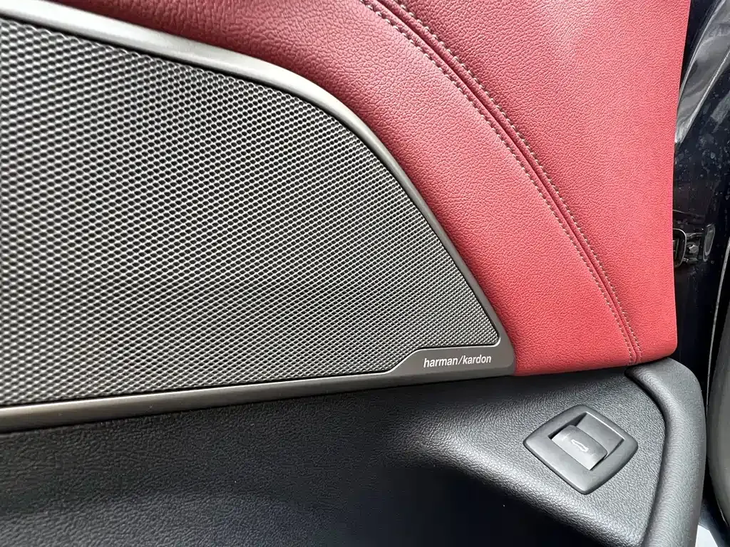 BMW 5 Series — фото 9