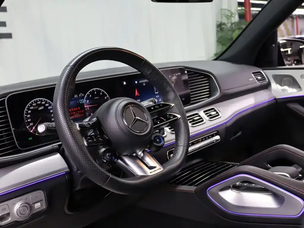 Mercedes-Benz GLE AMG — фото 10