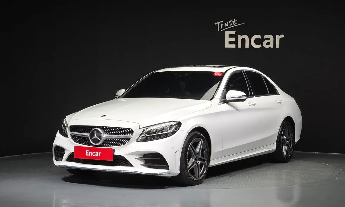 Mercedes-Benz C-Class — фото 1