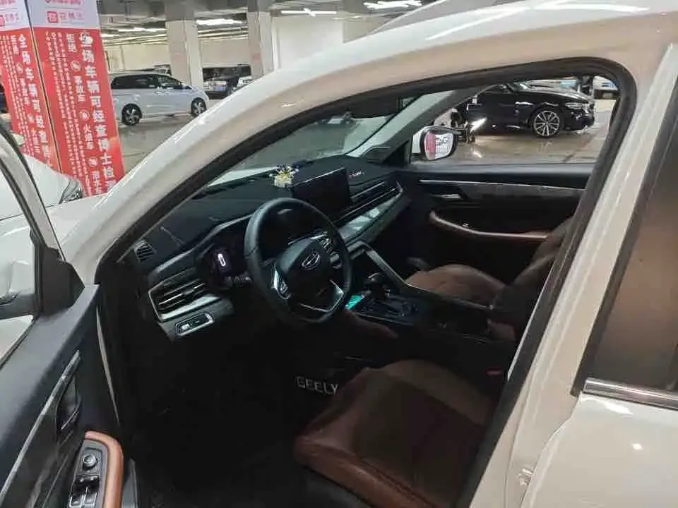 Geely Vision X6 — фото 4
