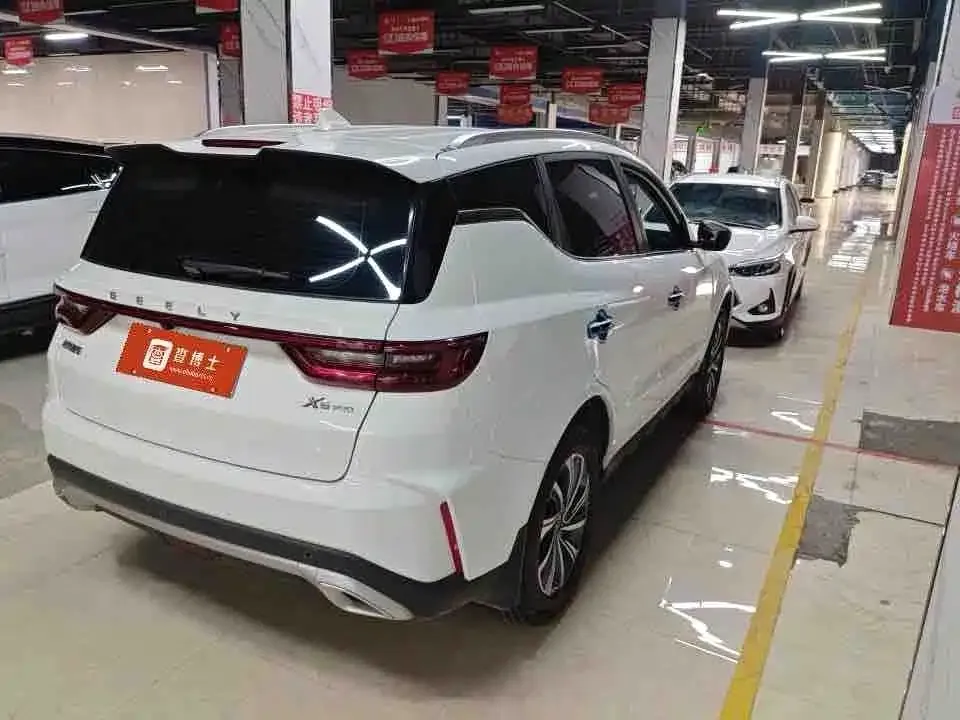Geely Vision X6 — фото 9