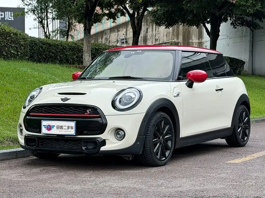 MINI Cooper (3-door) — фото 1