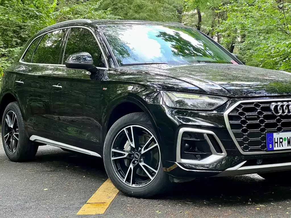 Audi Q5L — фото 3